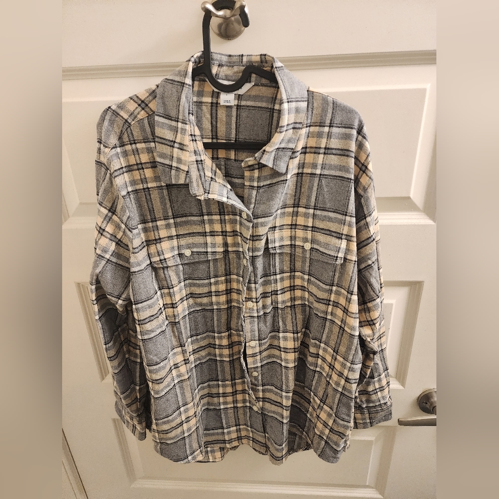 NWOT Old Navy plaid button down